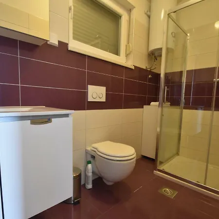 아파트 Nice With Shared Swimming Pool Only 500m From The Beach And 4km From